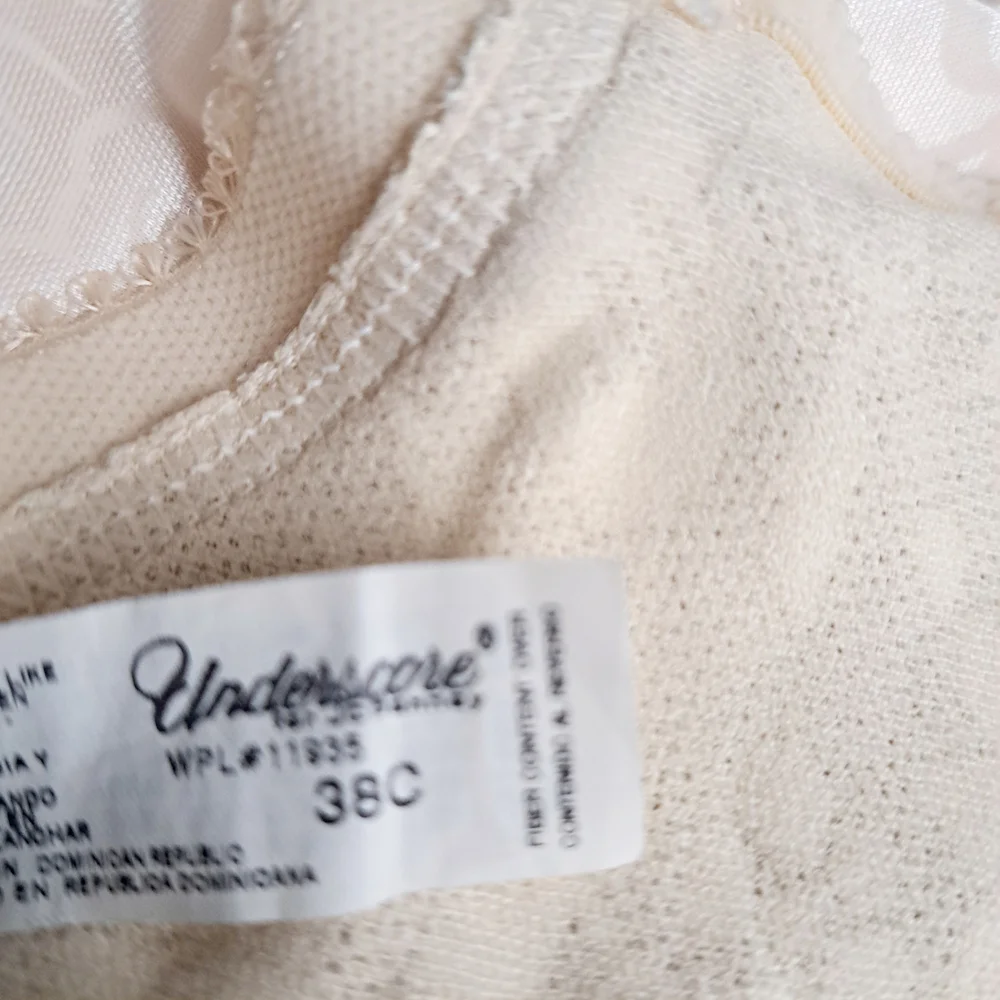 Undersore Womens Lace Detail Elegant Cream Women's Bra